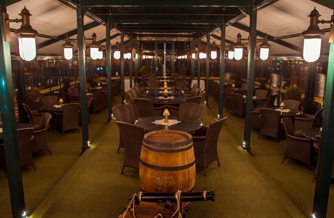 Admiral Botel Prag